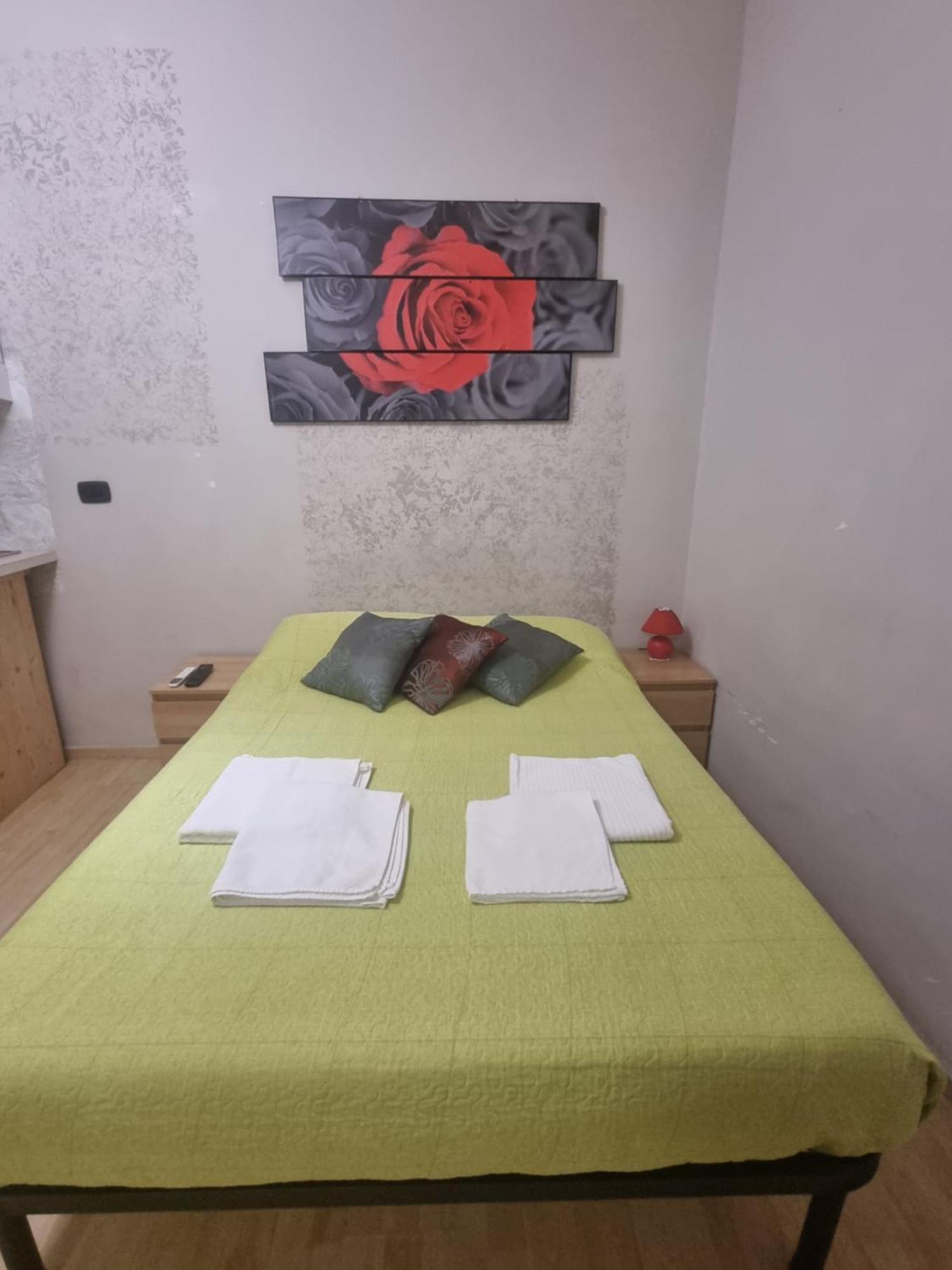Bed and Breakfast Red Rose Roma Exterior foto